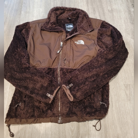 The North Face brown fuzzy jacket - Picture 5 of 6